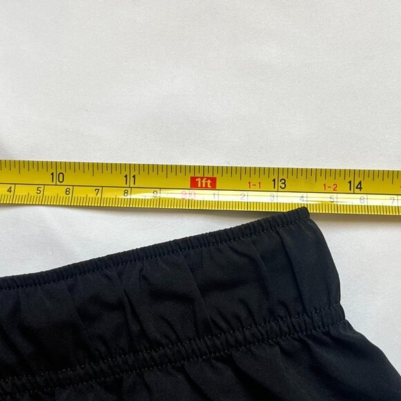 Gymshark Black Workout Shorts Women’s Size Medium - Picture 5 of 8
